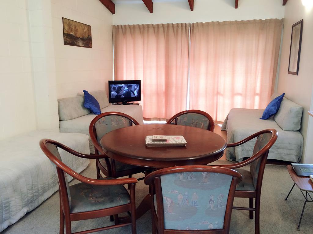 Katikati Motel מראה חיצוני תמונה
